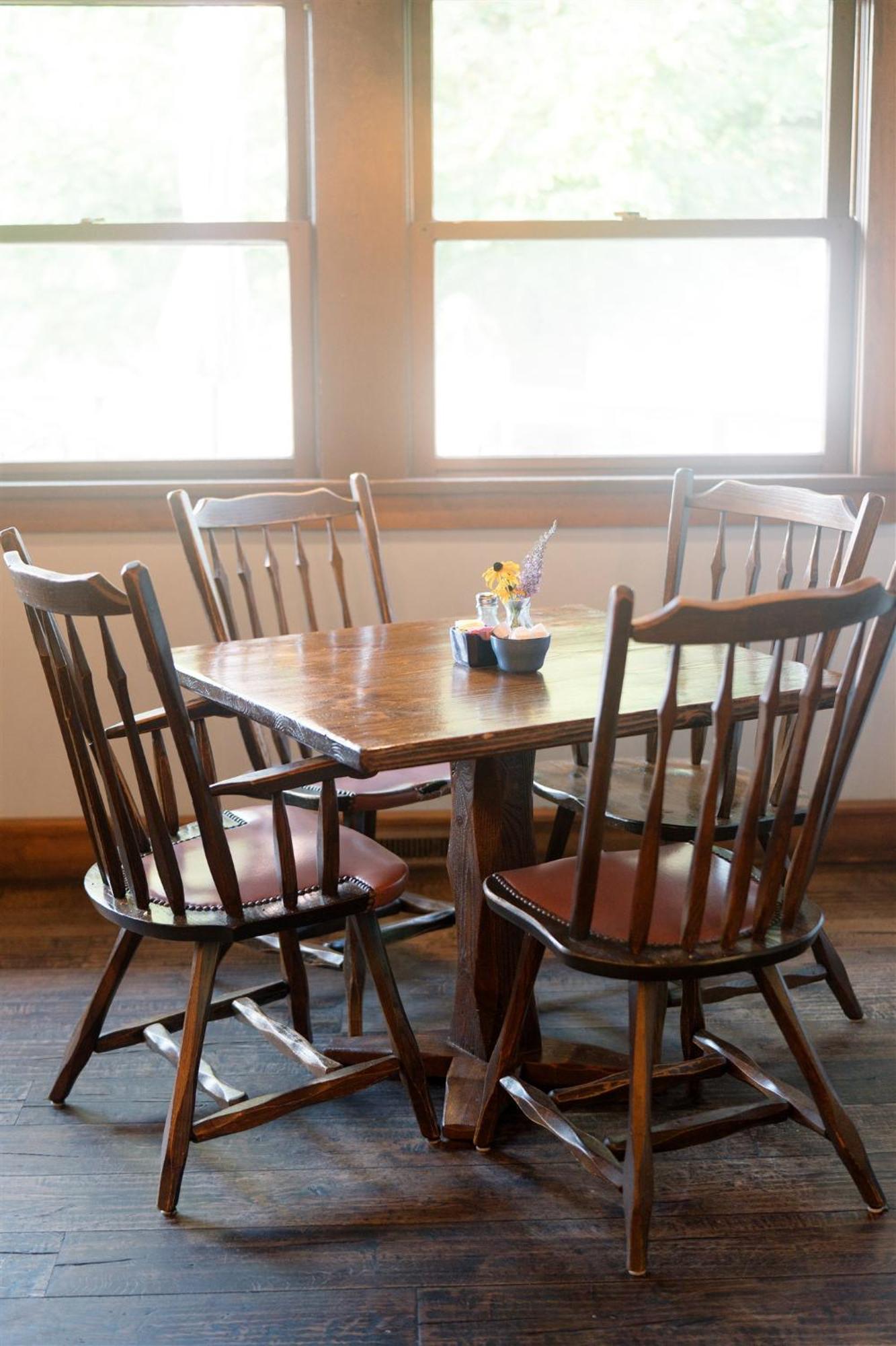 Brown County Hotel 3*